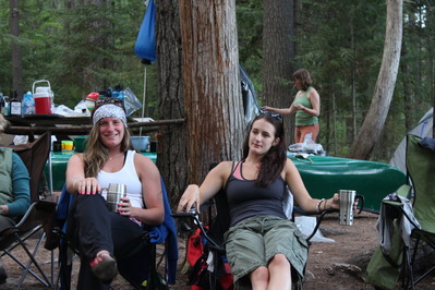 Victoria and Jess at the fire