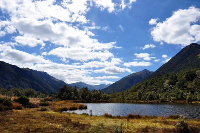 Cool little lake nestled in the hills