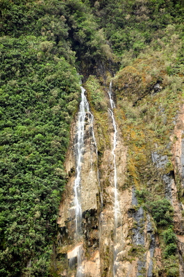 There were little waterfalls all over the valley