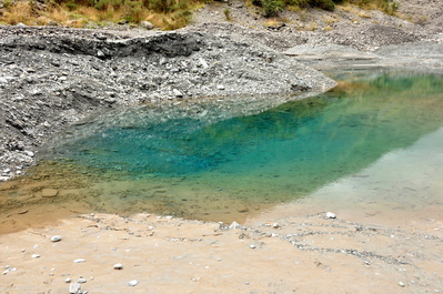 Super blue water while walking to the glacier