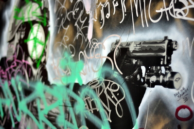 Street art (Banksy?)