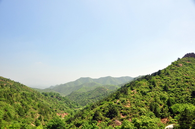 First look at the mountains from the wall