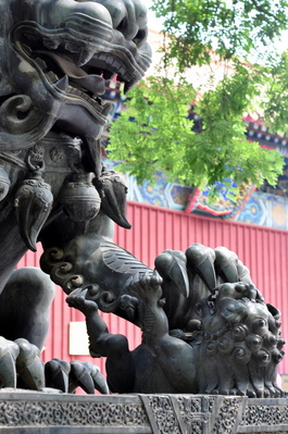 Lion statue