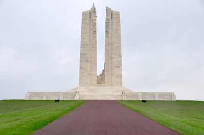 First view of the monument