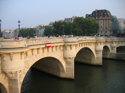 A cool bridge from the island