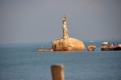 The Zhuhai Fisher Girl, a civic icon