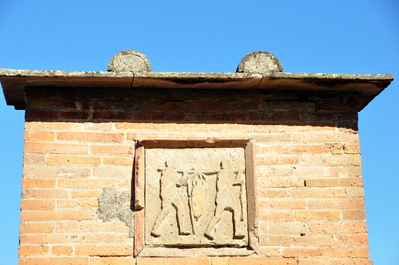 Pictograph sign in Pompeii to deal with the fact that there were many languages spoken in the region.