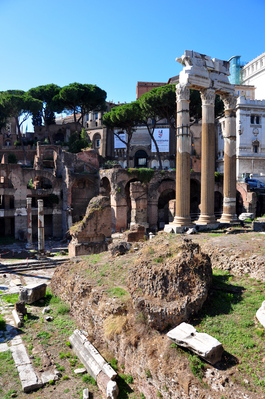 Caesar's Forum