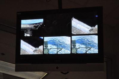 Live streams from ISS