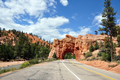 Entering Bryce Canyon National Park