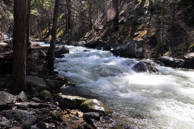 Hiking to Carlon Falls