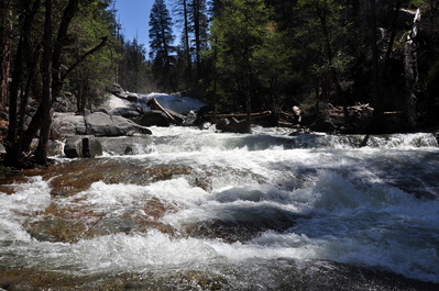 Hiking to Carlon Falls